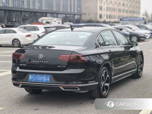 Volkswagen Magotan 2026 Черный из Китая, фото 6