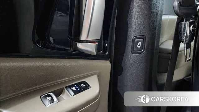 Kia The New Carnival 4th Generation 2024 Черный из Кореи, фото 6