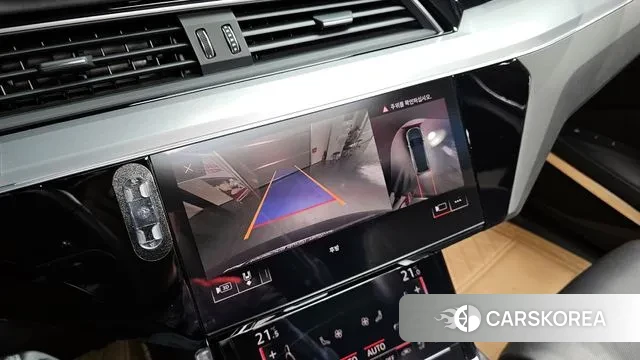 Audi e-Tron 2020 Серый из Кореи, фото 6