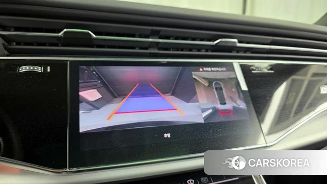 Audi Q8 (4M) 2023 Серый из Кореи, фото 6