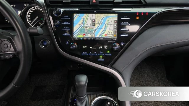 Toyota Camry (XV70) 2018 Коричневый из Кореи, фото 6