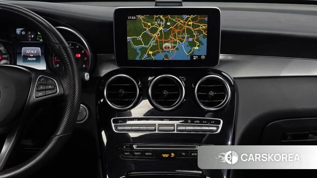 Mercedes-Benz GLC-Class X253 2018 Белый из Кореи, фото 6