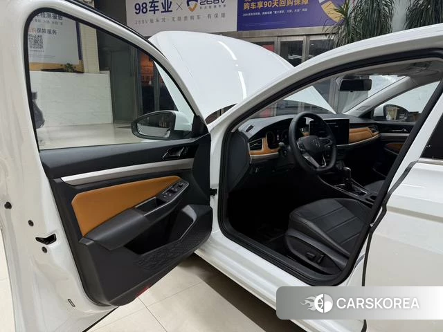Volkswagen Bora 2022 Белый из Китая, фото 6