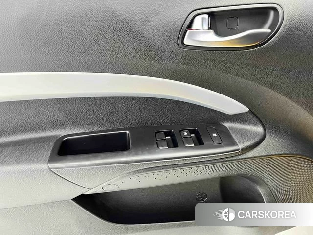Kia Yi Ran 2022 Желтый из Китая, фото 6