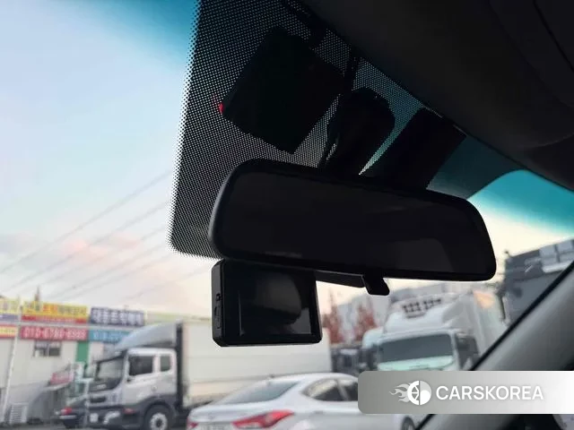 Ssangyong Tivoli Armor 2018 Серебряный из Кореи, фото 6