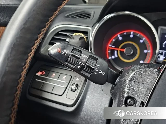 Ssangyong Tivoli Armor 2018 Белый из Кореи, фото 6