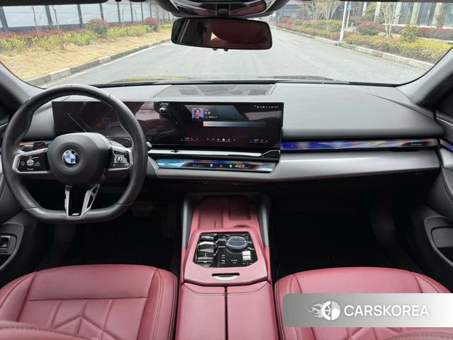 BMW 5 series 2024 Черный из Китая, фото 6