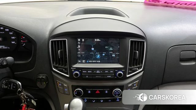 Hyundai The New Grand Starex 2018 Желтый из Кореи, фото 6