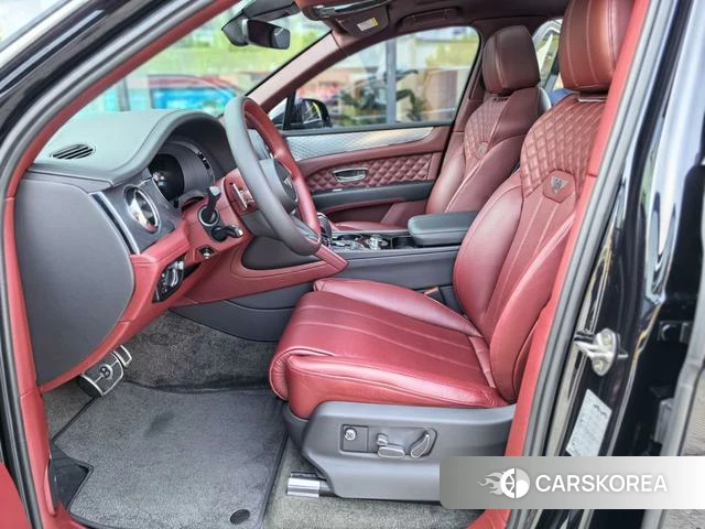 Bentley Tim Yue 2023 Черный из Китая, фото 6