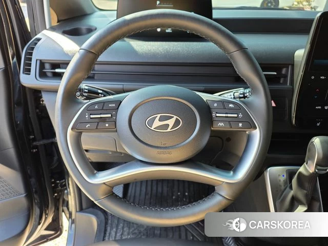 Hyundai Staria 2025 Черный из Кореи, фото 6