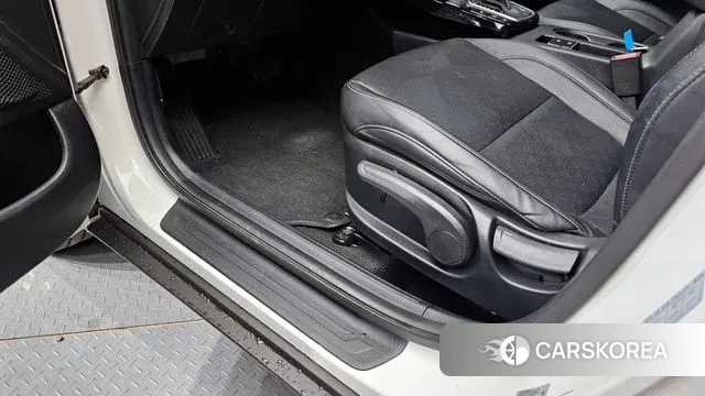 Kia Seltos 2022 Белый из Кореи, фото 6