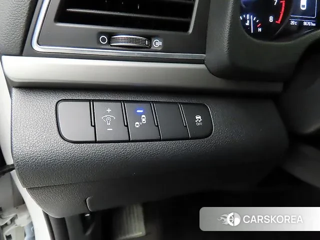 Hyundai Avante AD 2018 Белый из Кореи, фото 6