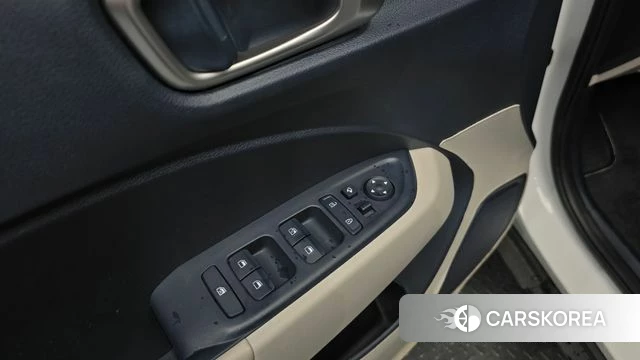 Hyundai Venue 2023 Белый из Кореи, фото 6