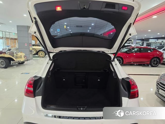 Mercedes-Benz GLA-Class X156 2018 Белый из Кореи, фото 6