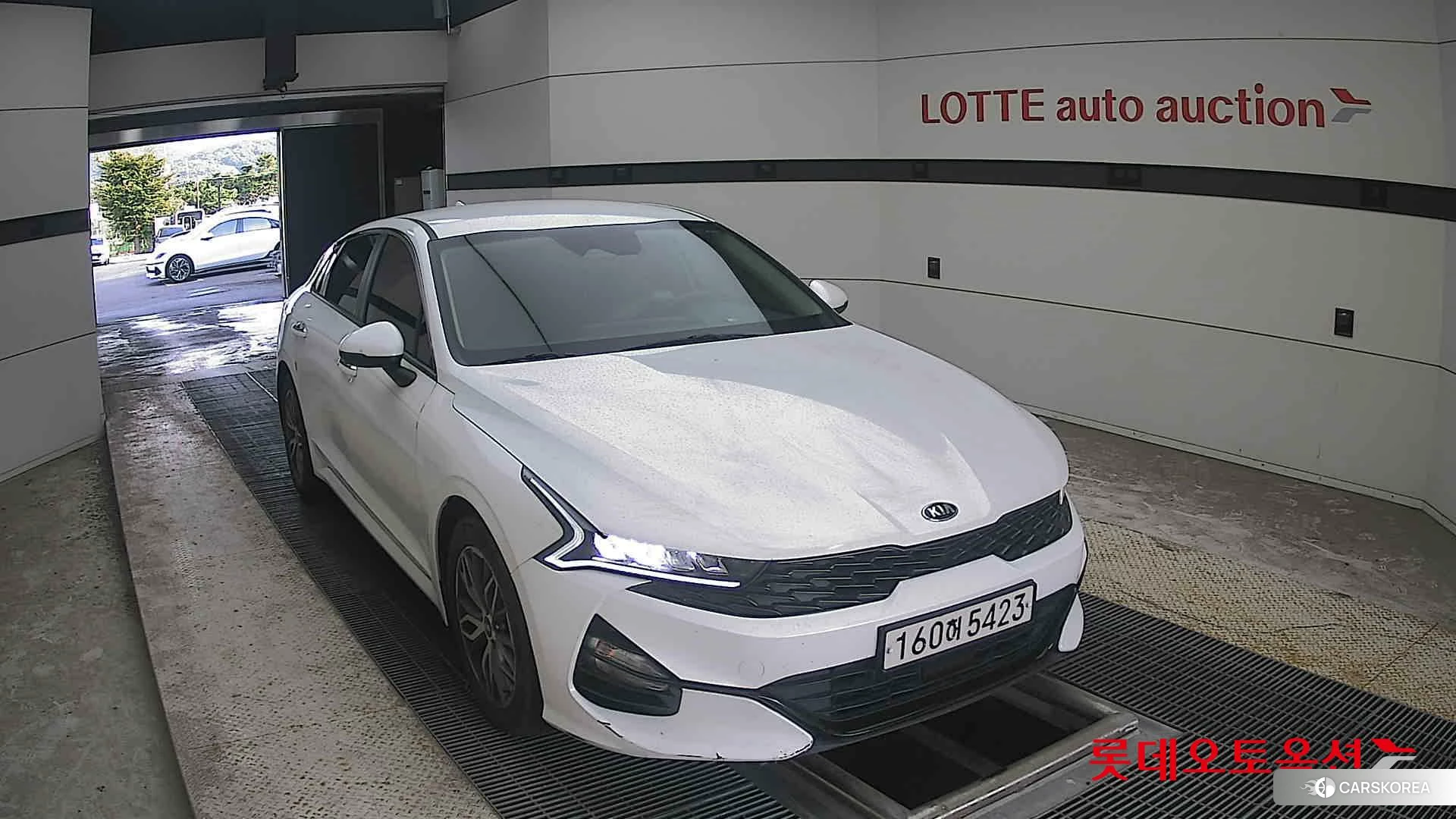 Kia K5 2021 Snow White Pearl (optional) из Кореи, фото 6