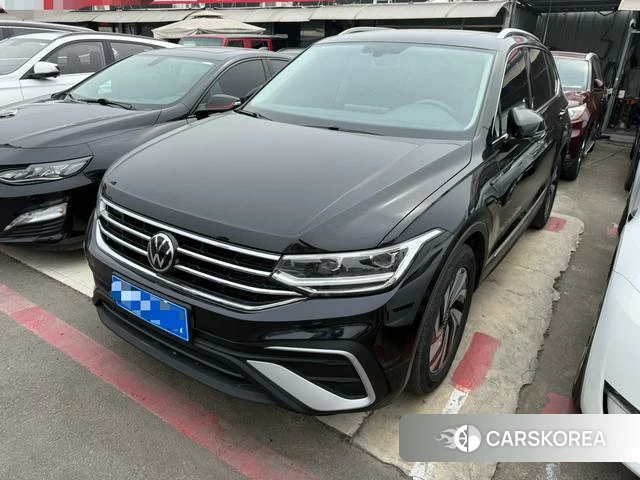 Volkswagen Tiguan L 2023 Черный из Китая, фото 6