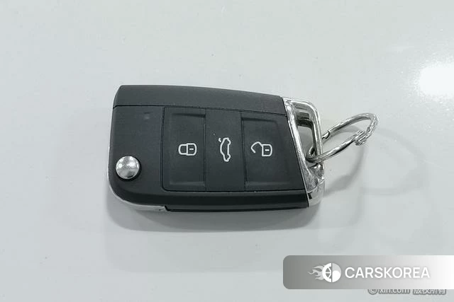 Volkswagen Bora 2021 Белый из Китая, фото 6