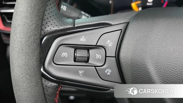 Chevrolet (GM Daewoo) The New Trail Blazer 2024 Белый из Кореи, фото 6