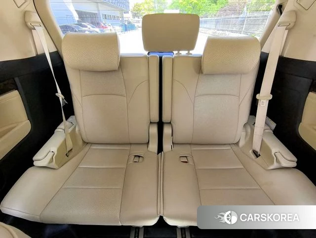 Toyota Elfa 2023 Белый из Китая, фото 6