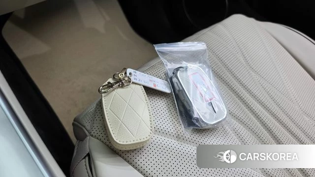 Genesis GV70 2024 Белый из Кореи, фото 6