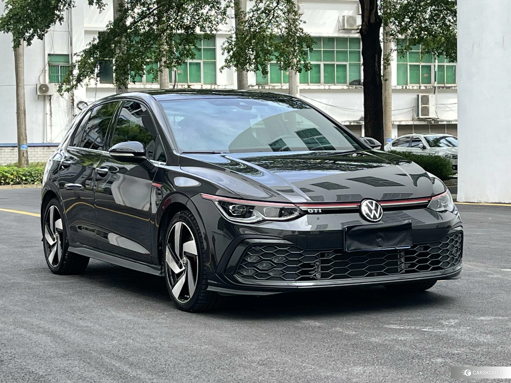 Volkswagen Golf 2023 Темно-серый из Китая, фото 6