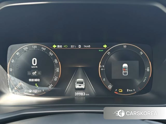 Lynk 06 EM-P 2023 Белый из Китая, фото 6