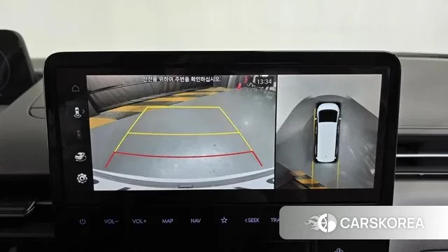 Hyundai Staria 2023 Белый из Кореи, фото 6