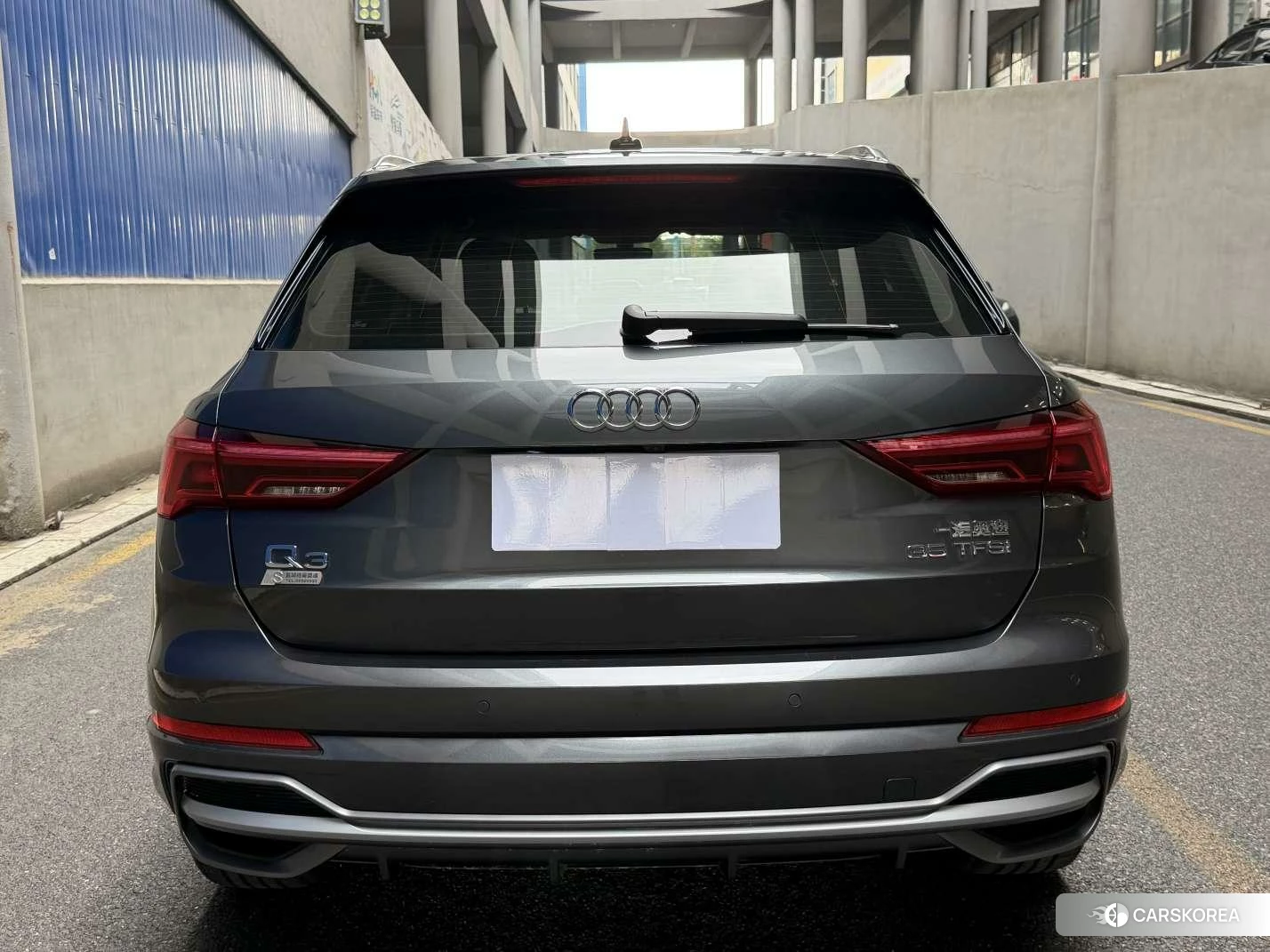 Audi Q3 2022 Серебристо-серый из Китая, фото 6