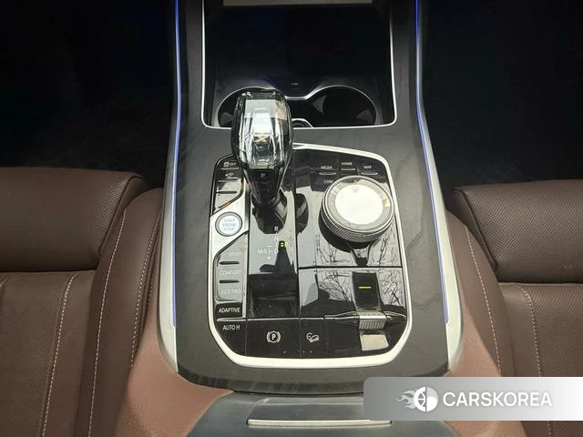 BMW X7 2022 Черный из Китая, фото 6