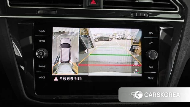 Volkswagen Tiguan second Generation 2020 Белый из Кореи, фото 6
