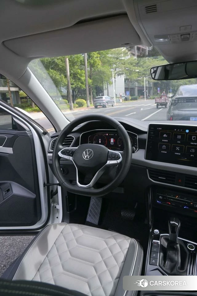 Volkswagen Tanyue 2023 Белый из Китая, фото 6