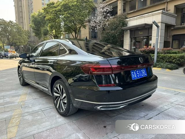 Volkswagen Passat 2022 Черный из Китая, фото 6