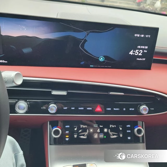 Genesis GV70 2024 Белый из Кореи, фото 6