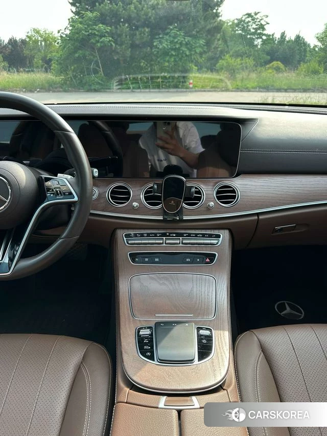 Mercedes-Benz E-class 2022 Черный из Китая, фото 6