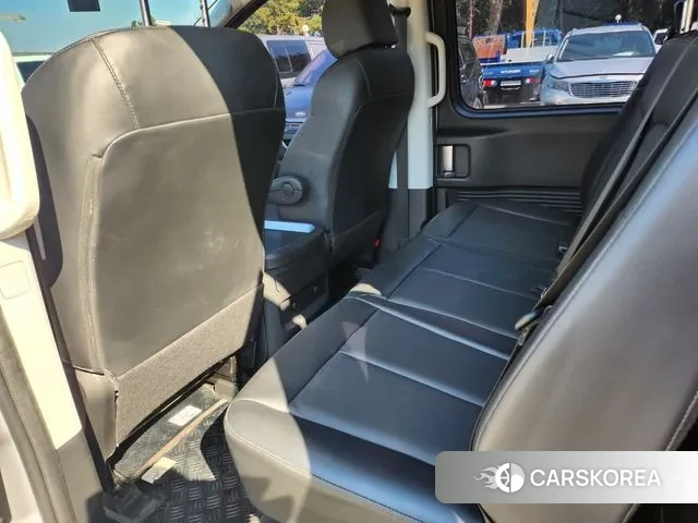 Hyundai Staria 2021 Серебряный из Кореи, фото 6