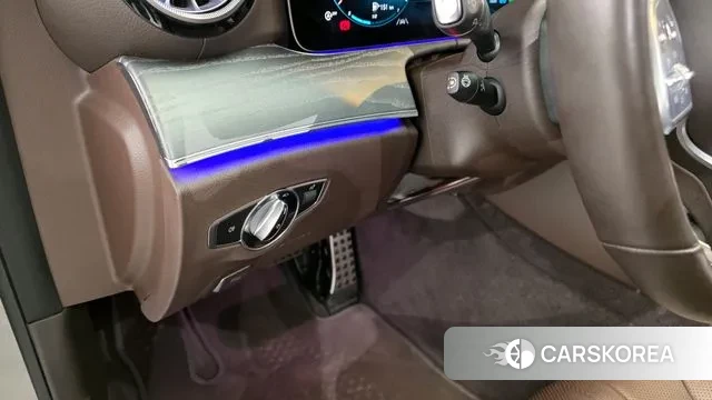 Mercedes-Benz CLS-Class C257 2021 Песочный из Кореи, фото 6