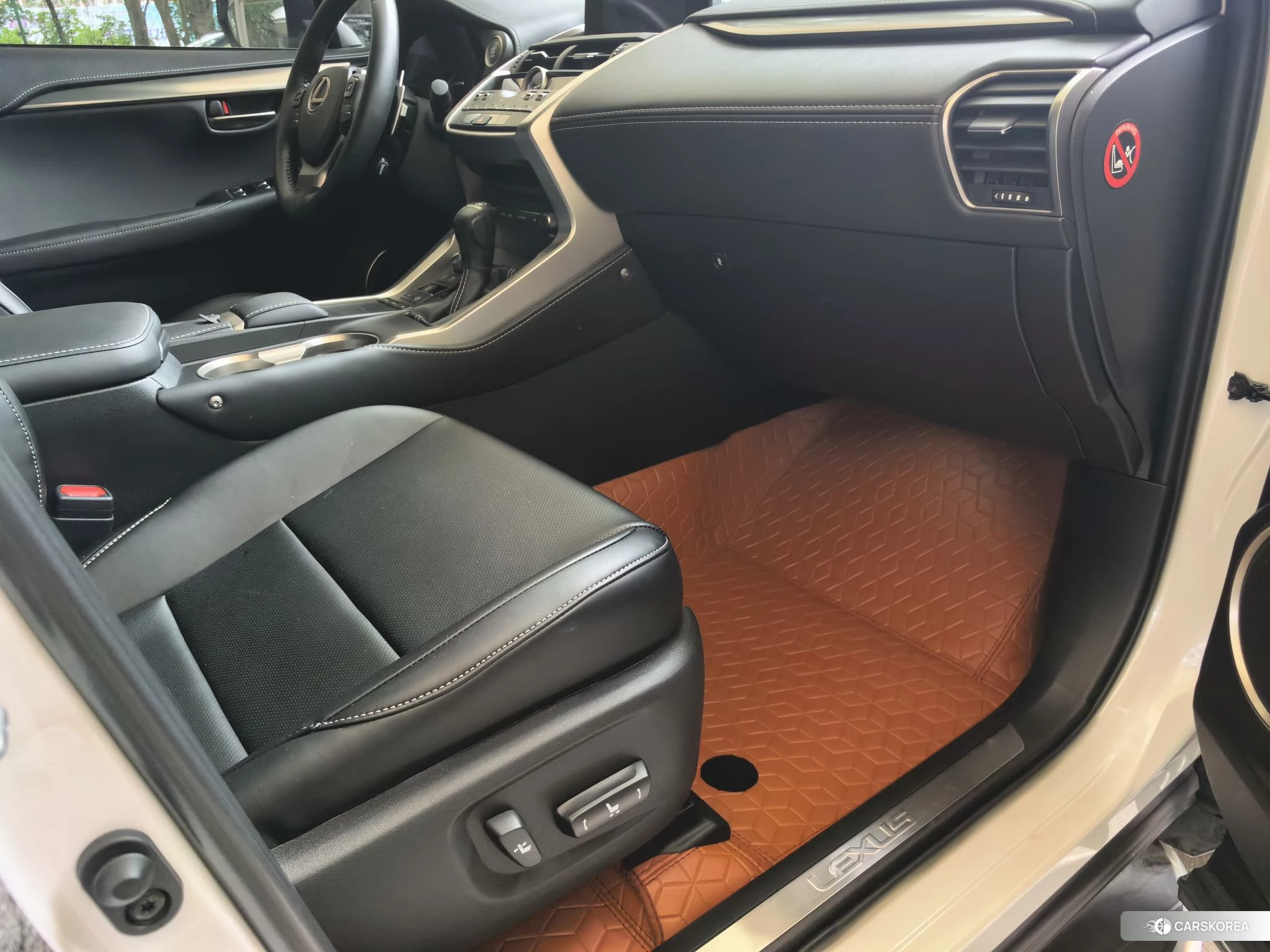 Lexus NX 2019 Белый из Китая, фото 6