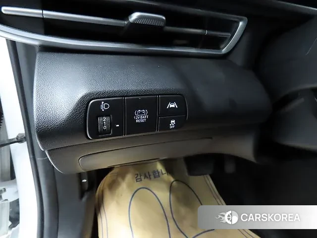 Hyundai Avante Hybrid (CN7) 2021 Белый из Кореи, фото 6