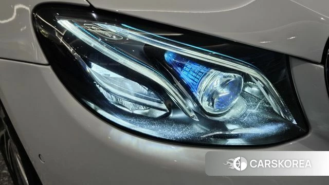 Mercedes-Benz E-Class W213 2018 Белый из Кореи, фото 6