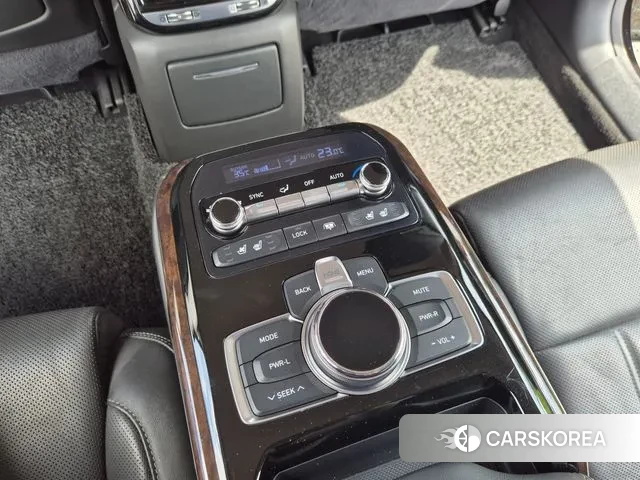 Genesis EQ900 2018 Черный из Кореи, фото 6