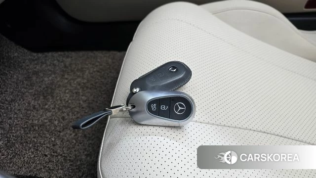 Mercedes-Benz CLE-Class C236 2024 Белый из Кореи, фото 6