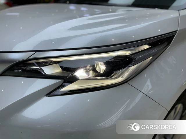 Toyota Saina 2023 Белый из Китая, фото 6