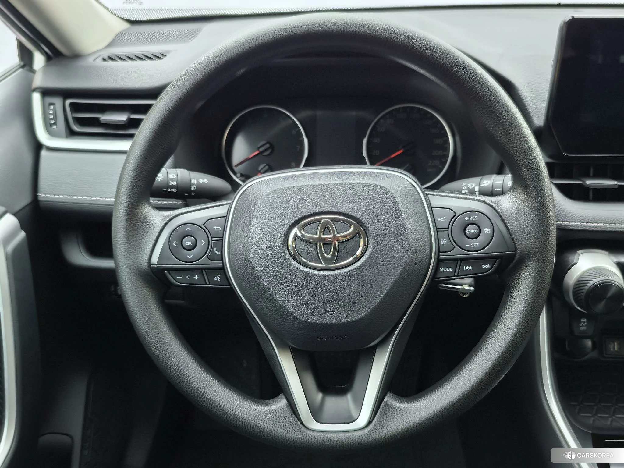 Toyota RAV4 2024 Белый из Китая, фото 6