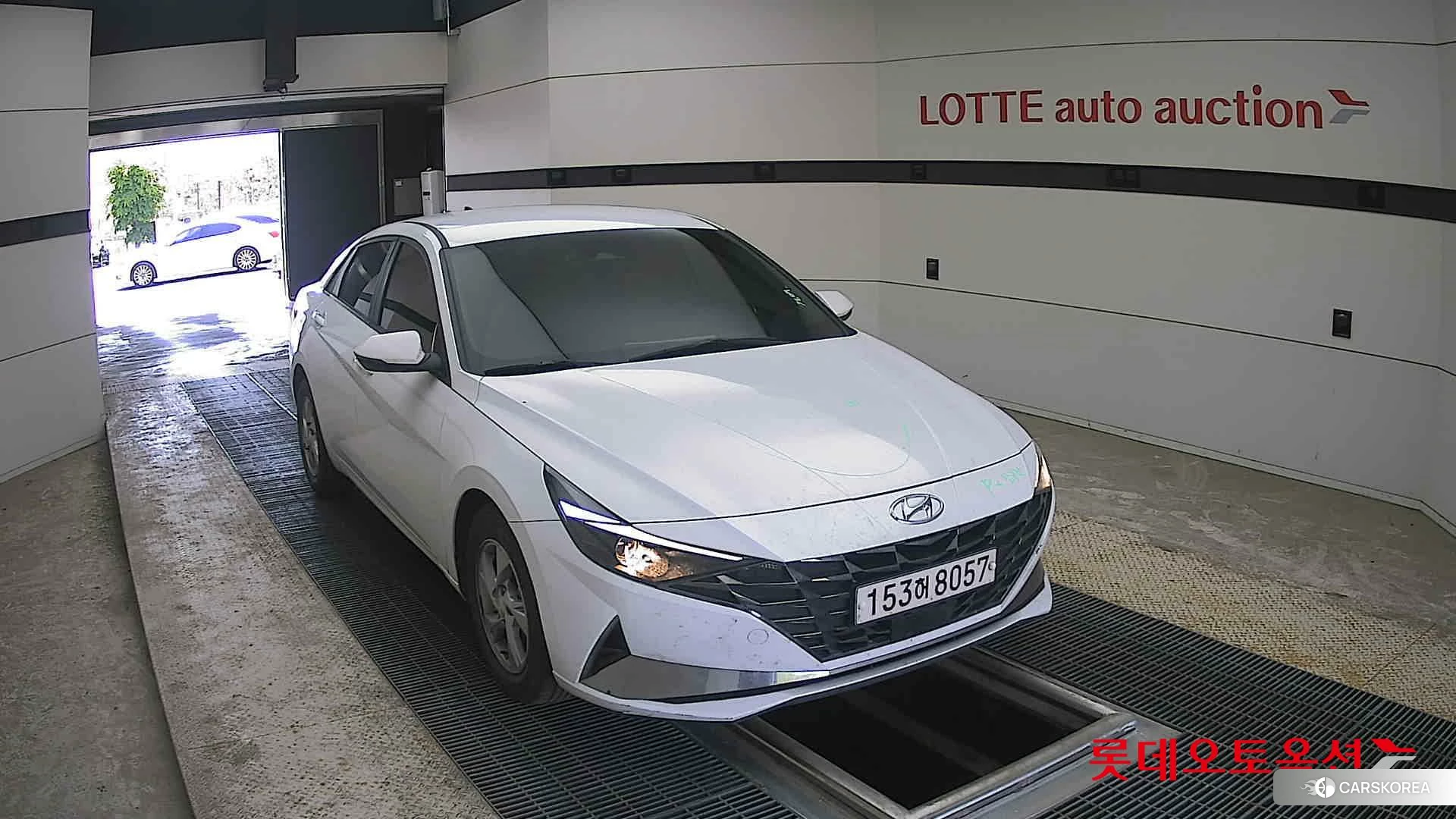Hyundai Avante 2021 Polar White из Кореи, фото 6
