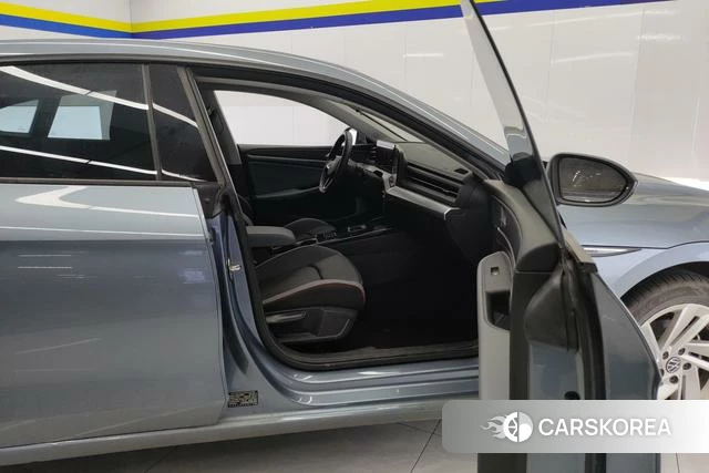 Volkswagen Lingdu 2023 Синий из Китая, фото 6
