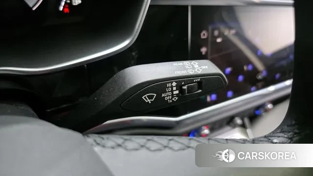 Audi Q3 (F3) 2025 Белый из Кореи, фото 6