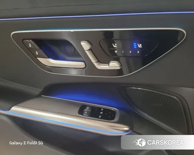 Mercedes-Benz CLE-Class C236 2024 Белый из Кореи, фото 6