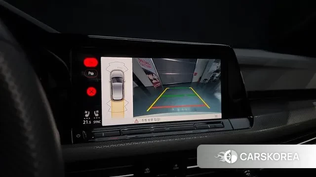 Volkswagen Golf 8th Generation 2024 Белый из Кореи, фото 6