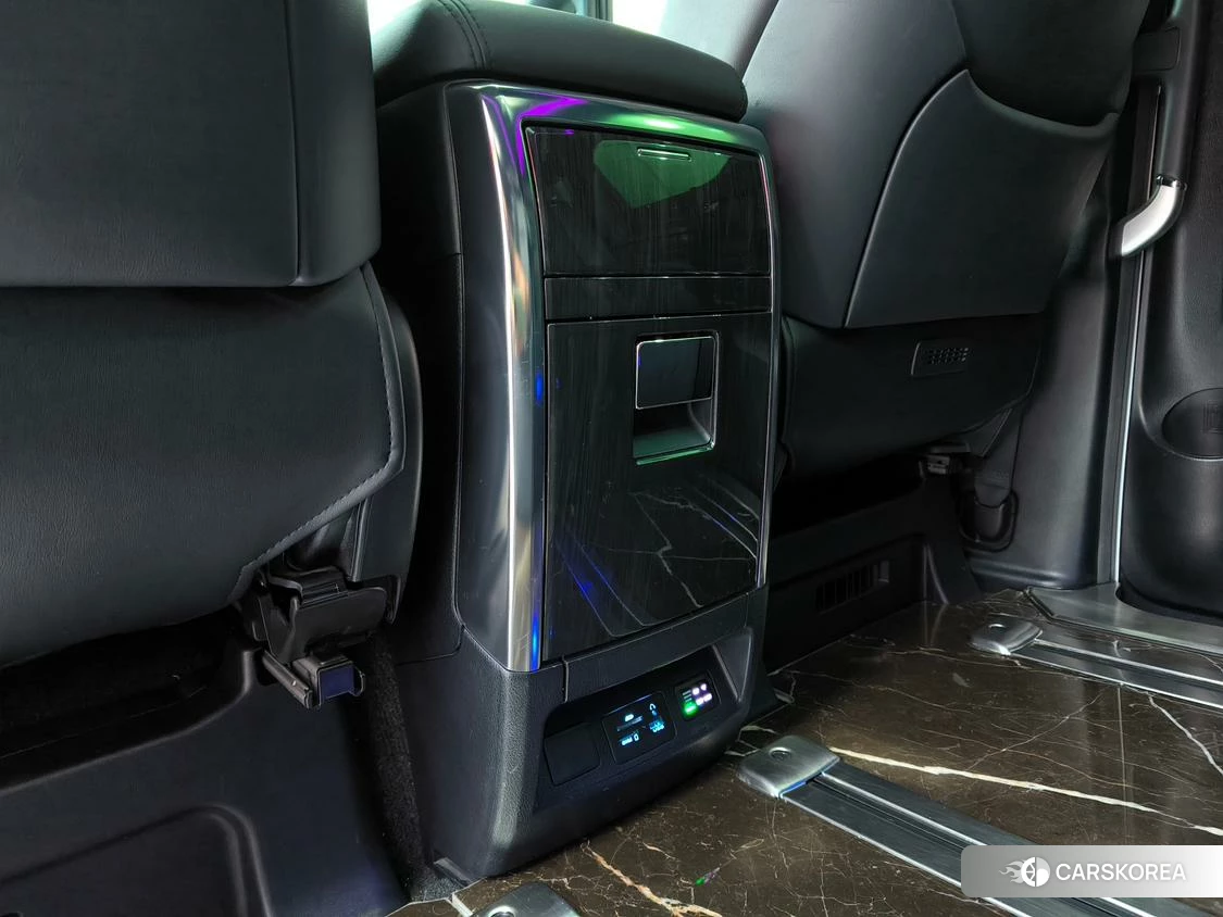 Lexus LM 2020 Белый из Китая, фото 6
