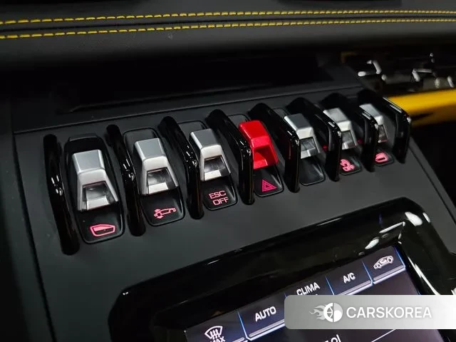 Lamborghini Huracan 2023 Черный из Кореи, фото 6